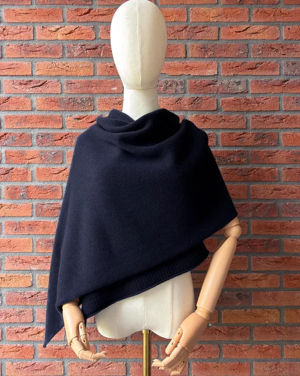 Sloe · Merino Wrap